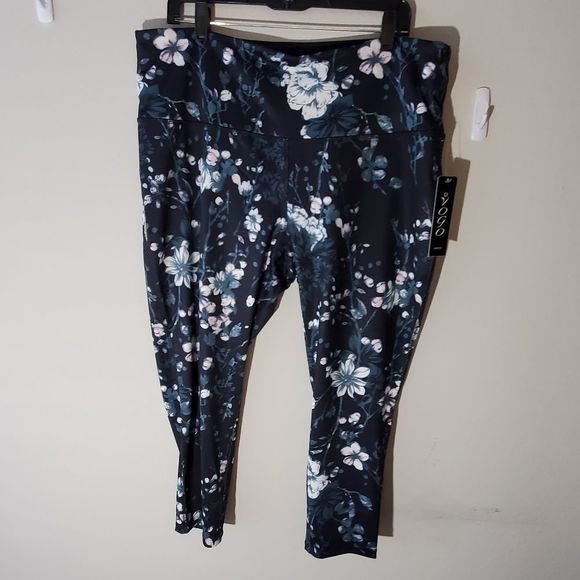 Vogo Athletica floral capri active leggings‎ plus - Picture 1 of 7